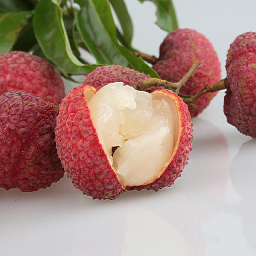 蜜丁香荔枝王 核小肉厚 晶莹剔透 香气扑鼻