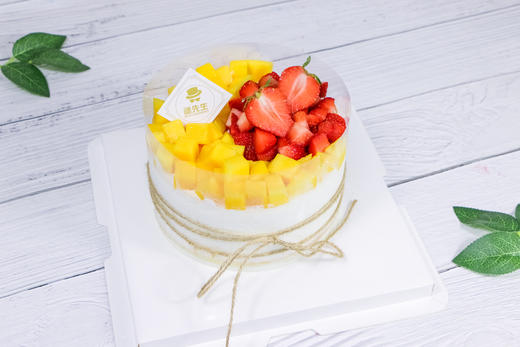 【鲜果派对-下午茶精选】6寸鲜果淡奶油裸蛋糕+杯子蛋糕组合（奥利奥、草莓、芒果三种口味组合）3-5人下午茶分享 商品图3