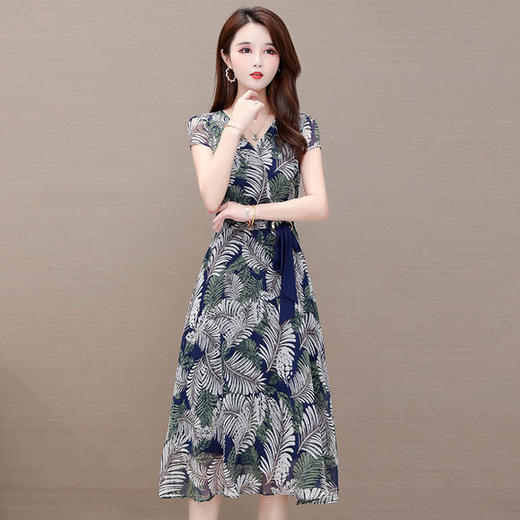 YW-TB-MLN8030修身气质，减龄收腰短袖雪纺印花连衣裙 商品图0