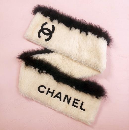 chanel香奈儿鸵鸟毛字母黑白拼色毛巾