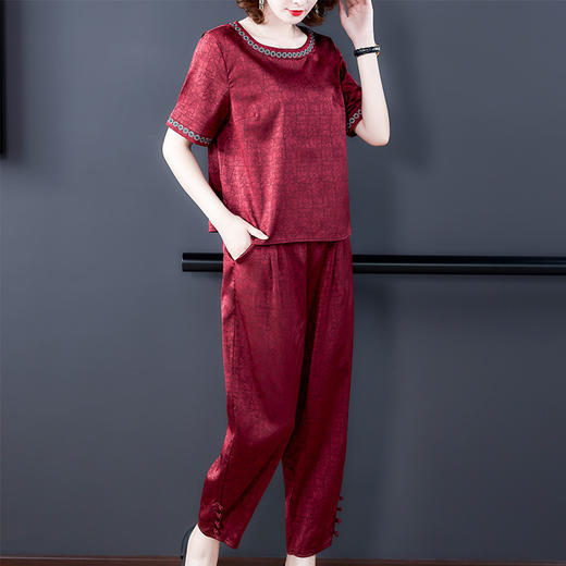 QYYS-B205578重磅仿真丝哈伦裤套装气质时尚绣花两件套 商品图2