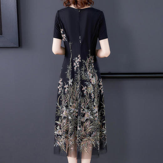 DJ-NE2156 优雅时尚气质显瘦刺绣花连衣裙 商品图3