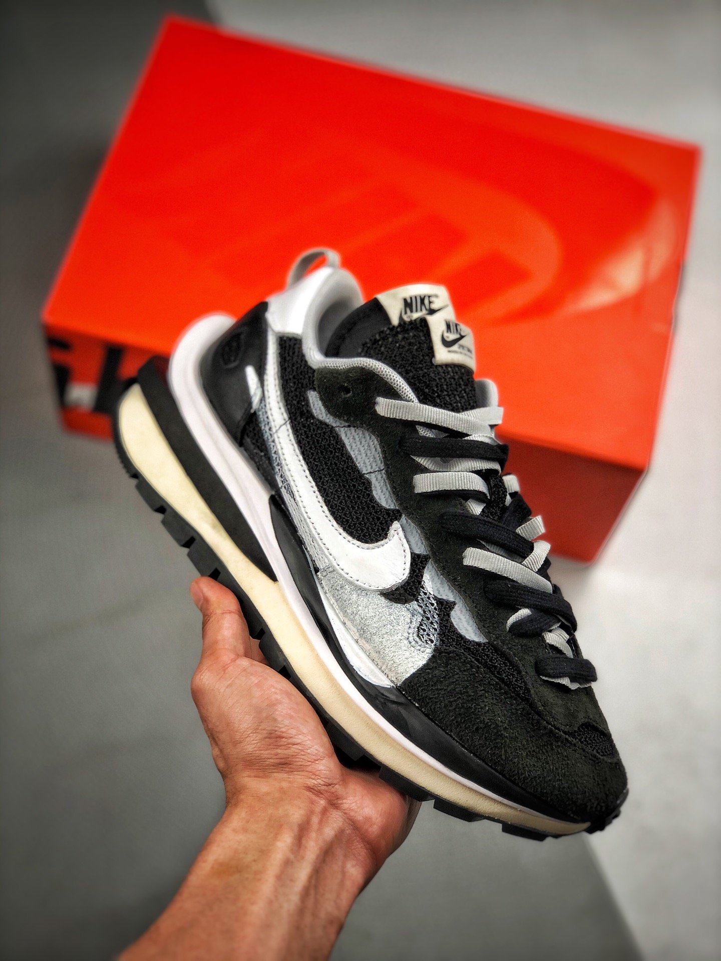 Sacai X NIKe regasus vaporrly SP 重磅联名 合作款首次曝光 华夫 增高 慢跑鞋 货号：BV0073-001 SIZE：36-46