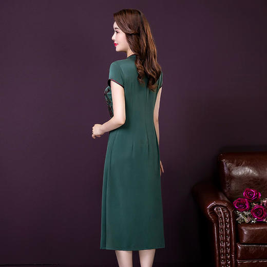 YMR-8336夏新款复古收腰显瘦刺绣连衣裙 商品图4