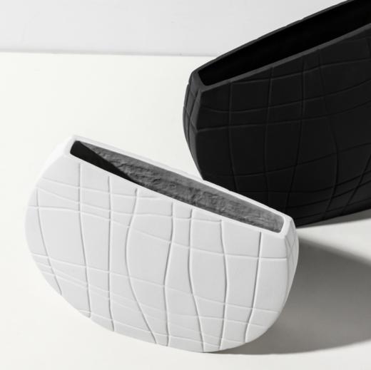 【家居摆件】北欧简约艺术黑白条纹陶瓷花瓶创意设计几何样板间桌面家居装饰品 商品图1