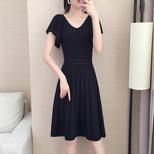 XC-9353欧美针织衫连衣裙  纯色钩花镂空版型 商品图2