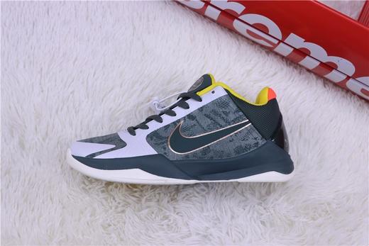 耐克/NIKE 耐克科比5篮球鞋 墨绿银灰 货号：CD4991-300尺码 商品图0