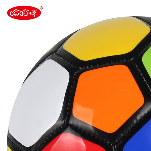 哈哈球 2号七彩儿童足球PVC皮球 幼儿园宝宝户外草地玩耍球送球针 商品图4