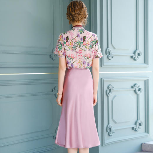 FMY-F20XT30889夏季洋气减龄印花雪纺衫上衣半身裙两件套 商品图3