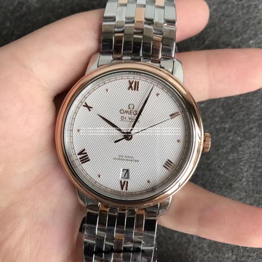 【N新品首发】2020新款欧米茄蝶飞系列到货 采用最新欧米茄独有油压纹表盘 整条钢带跟原版完全吻合 简单说这个钢带可以安装到原装蝶飞上的 喷雾原装拉扣！整表原版起模  字面罗马丁大小颜色与原装一致 商品图11