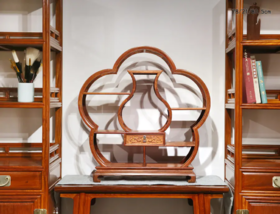 红桥红  家具严选  缅甸花梨（大果紫檀）  【弯腿梅花 小博古架】