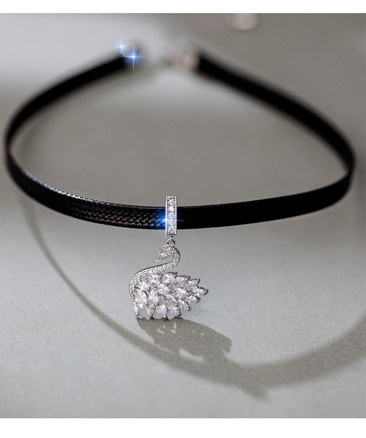 合金人工水晶白色原价28900特卖价49bazaar饰品芭莎白天鹅项链bxl346