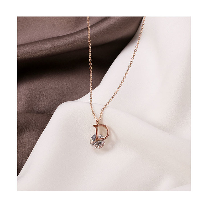 原价32900特卖价62bazaar饰品网红同款d字母项链女锁骨链小众吊坠长款