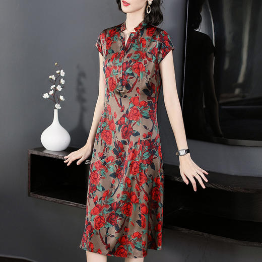 JJLY-7565新款妈妈连衣裙修身中老年大码减龄碎花裙子 商品图2