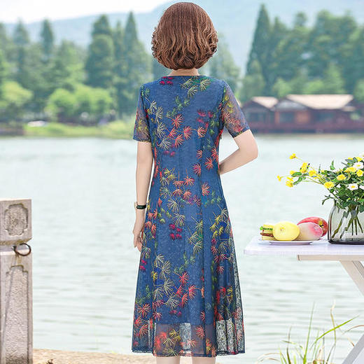 MKT-MFY2029新款洋气印花雪纺连衣裙 商品图2