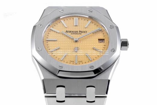 XF重磅新品：皇家橡树15202 超薄“香槟金”限量发售 市场独家 1，机芯功能：机芯调历功能与正品一致。 2，表壳厚度：8.5mm 3，表针针轴：针轴大小和正品完全一样。 商品图10