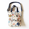 HUGOJIRO竖版手提斜挎包插画可爱花花 商品缩略图4