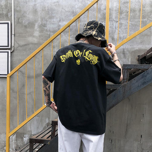 [59.9一件] 自由基地夏季宽松款圆领短袖T恤骷髅迷彩图案高街朋克风MT-1632 商品图1