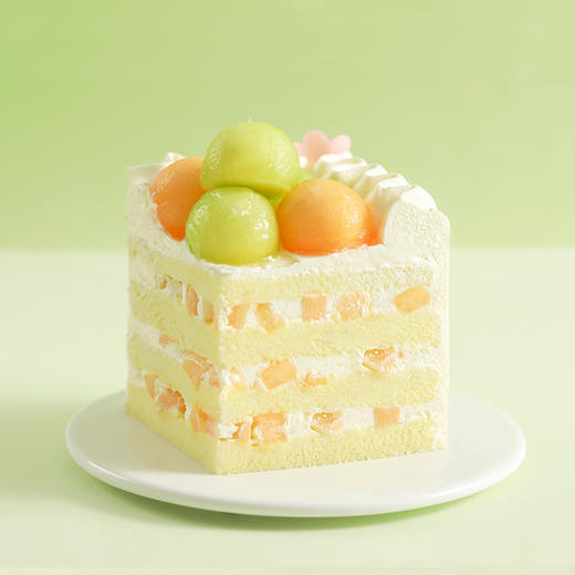 翡翠蜜瓜蛋糕浅浅玉露浮于蜜瓜之上感受春天的气息