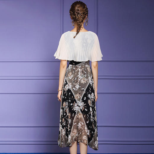 FMY-F20XL33147夏季复古印花雪纺斗篷式拼接假两件套连衣裙 商品图3