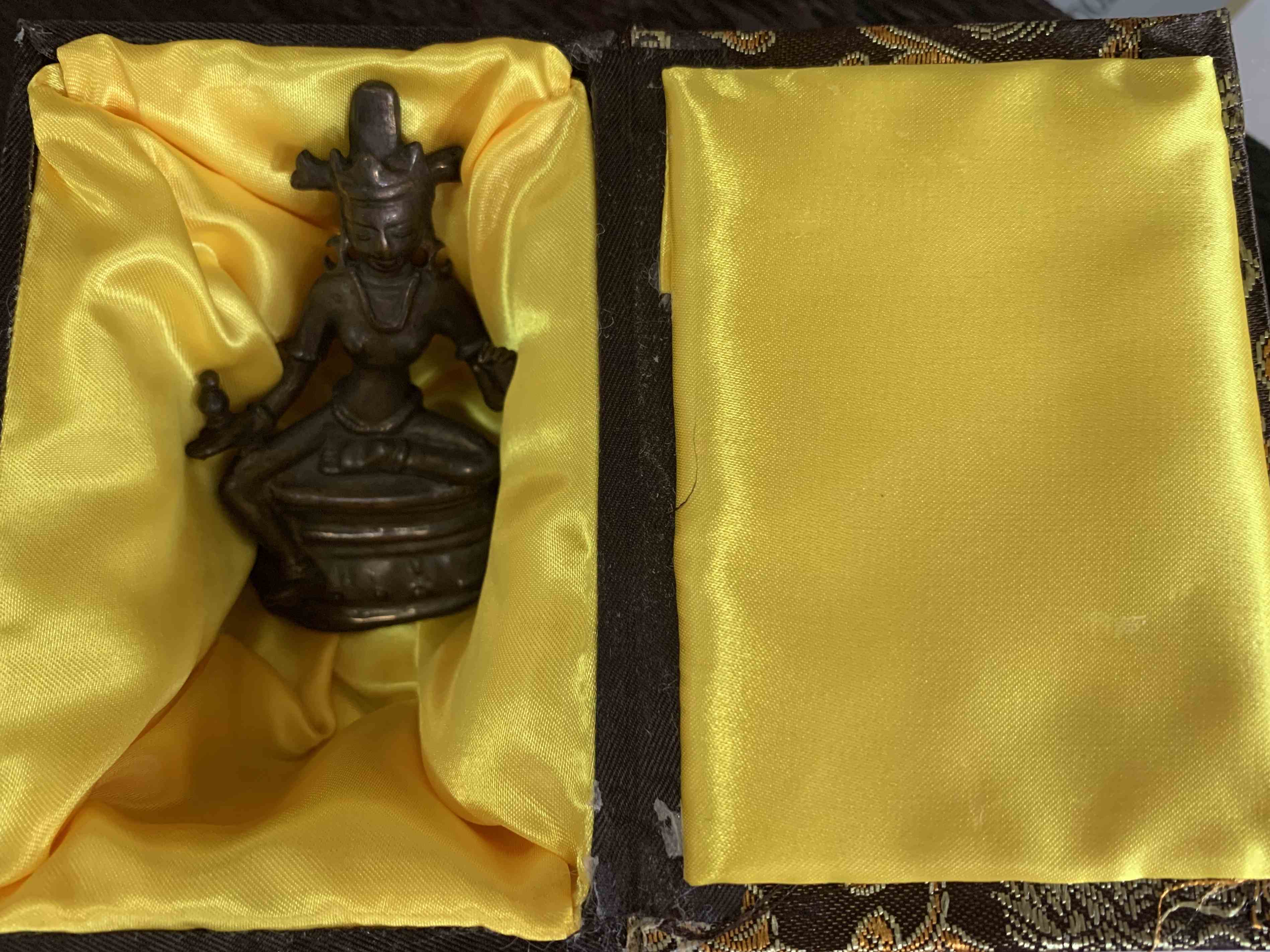 伏藏寿瓶度母像