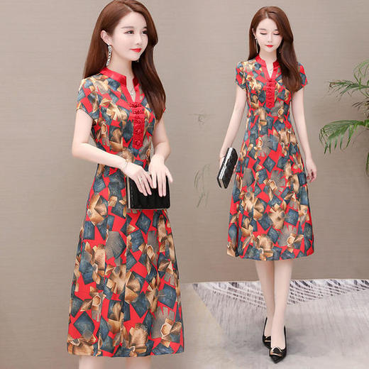 YW-JMYS992修身舒适，短袖气质改良版印花连衣裙 商品图3