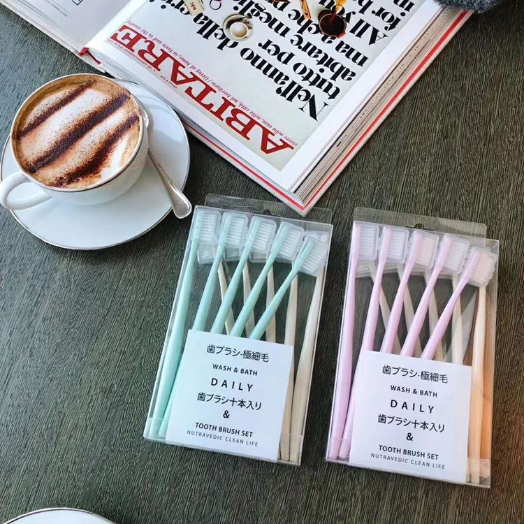 良品汇馆 | 日式牙刷 炫彩规丽  造型新颖 人体工学（1盒10支装）
