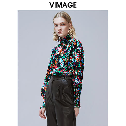 VIMAGE纬漫纪秋款个性复古高领宫廷泡泡袖印花衬衫女上衣V1413007 商品图2