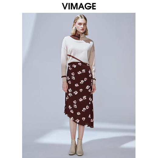 VIMAGE纬漫纪秋季新款复古印花港风显瘦包臀不规则下摆半身裙V1406007 商品图1