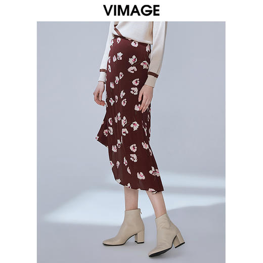 VIMAGE纬漫纪秋季新款复古印花港风显瘦包臀不规则下摆半身裙V1406007 商品图2