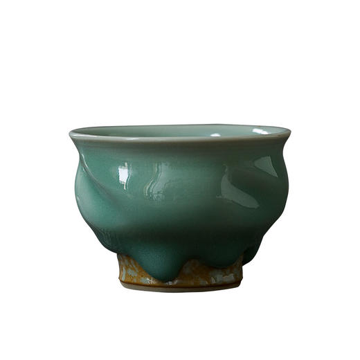 茶香记 梅子青手捏杯 弟窑 陈均林 梅子青  不规则杯型 莹润青翠 商品图4