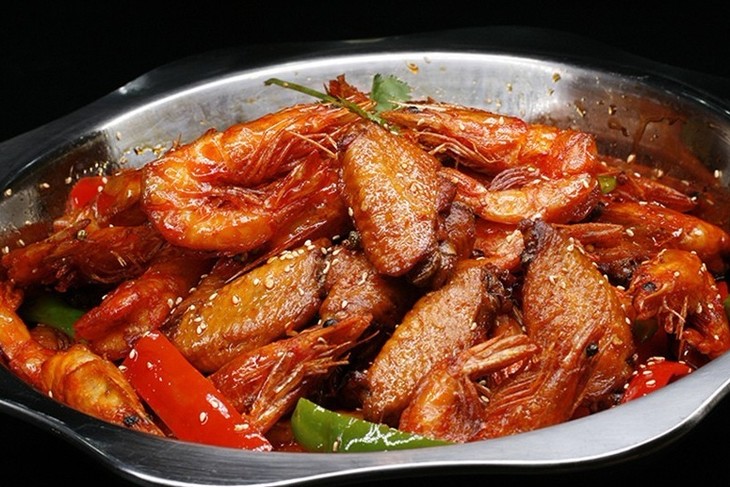 【 世纪大道】79元抢购成都干锅【招牌翅中虾/香辣虾2选1 宽粉1份