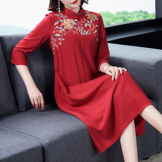 QSYR-160新款妈妈装中国风刺绣禅意茶服减龄旗袍裙 商品图4