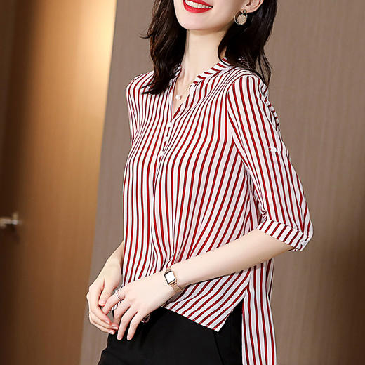 SS-03-2501条纹真丝衬衫中长款v领韩版宽松显瘦短袖上衣 商品图1