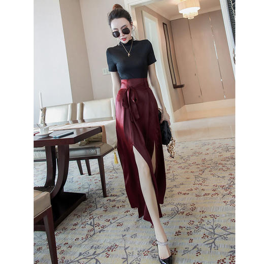 QYF-30A0196816056名媛气质女神范新款短袖宽松长裙时尚两件套 商品图0