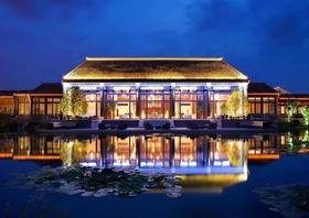 小红书|周末不加价！¥ 899起/2间夜【无锡梁鸿湿地丽笙度假酒店】高级房+早餐！