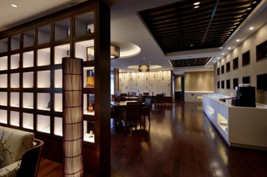 ★新春团圆宴★ ¥ 6888起/套【无锡梁鸿湿地丽笙度假酒店】享2晚3间高级房+6人除夕年夜饭+年初一6人晚餐+免费棋牌+新年烟花秀！另有8人和10人可选~有效期2026年2月16日-2月21日 商品图5