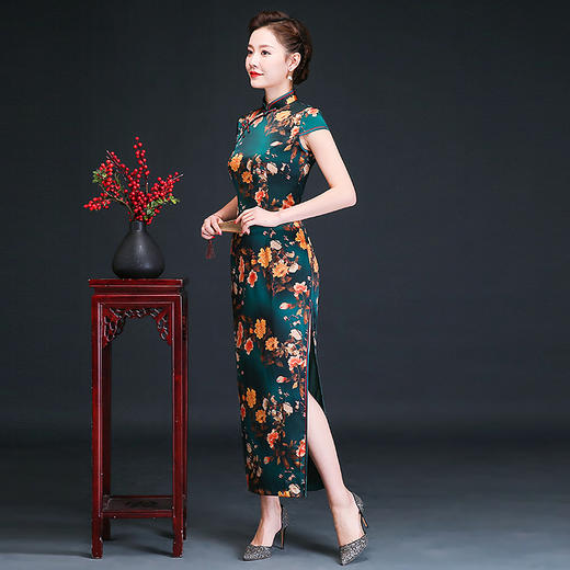 QY-Y5883-33-36真丝2020款中式复古旗袍裙 商品图2