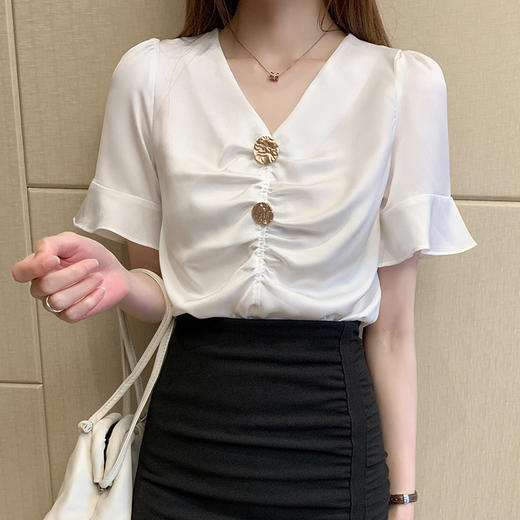 YXF-6960气质新款心机V领设计感小众百搭洋气衬衣 商品图3