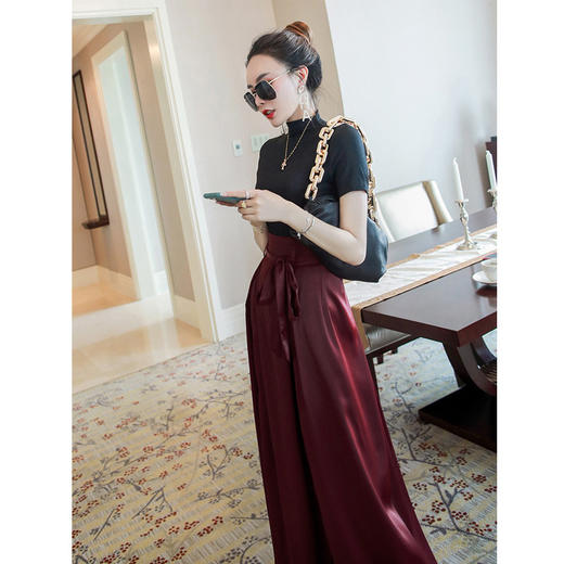 QYF-30A0196816056名媛气质女神范新款短袖宽松长裙时尚两件套 商品图3