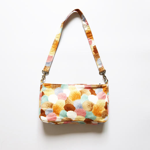 HUJI祤集Butter单肩包插画毛球 商品图2