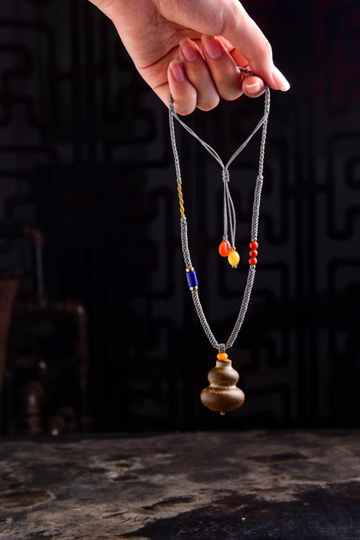 香灰烧毛衣链 商品图3