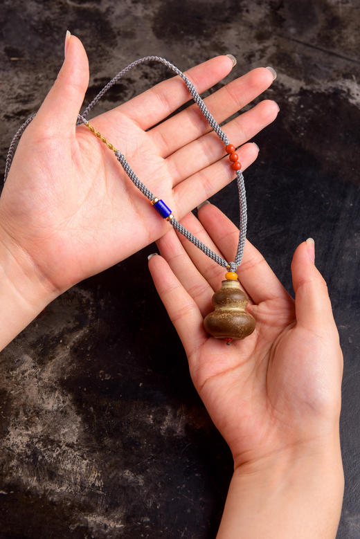 香灰烧毛衣链 商品图2