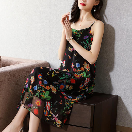 SS-03-2707新款真丝吊带裙中长款海边度假印花沙滩裙 商品图1