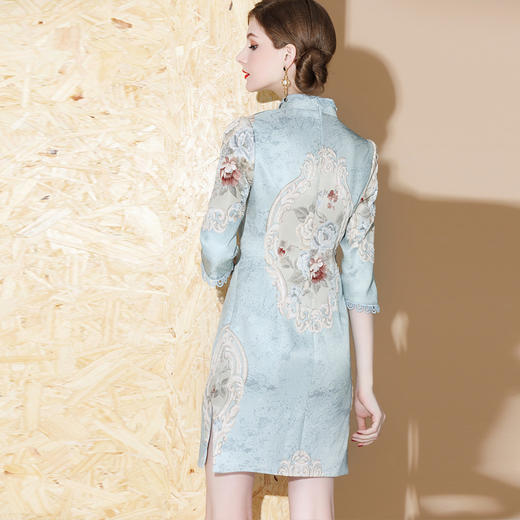 XXY-QF-180826提花中长款复古立领七分袖修身旗袍 商品图2