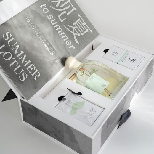 年度限定—书院莲池香氛礼盒（周三晚8点，仅限产品体验官购买）下单后3-5天，顺丰快递发出「观夏tosummer」 商品图2