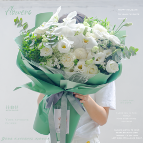 《月光》 .  白玫瑰花束