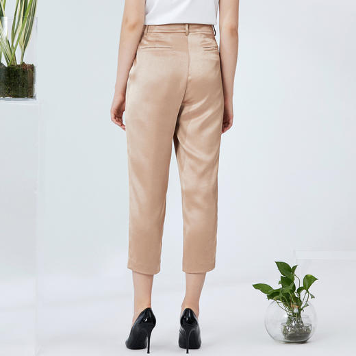EITIE爱特爱新款时尚通勤简约百搭珠光缎面休闲小脚裤女6105822 商品图2