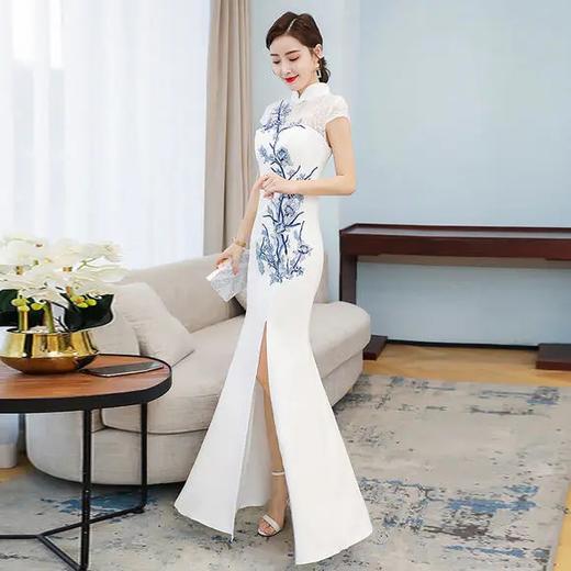 HT-9527中国风年轻款旗袍 商品图3