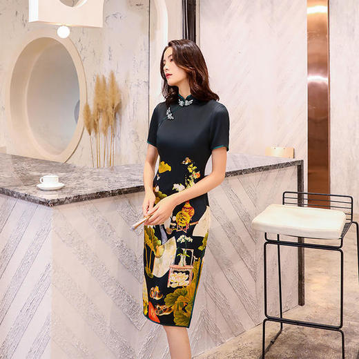QXY-A901中国风复古改良印花桑蚕丝旗袍 商品图2